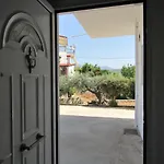 The Byzantine House Ίσθμια