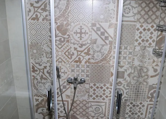 بيت للعطل The Byzantine House إسثْمِيا